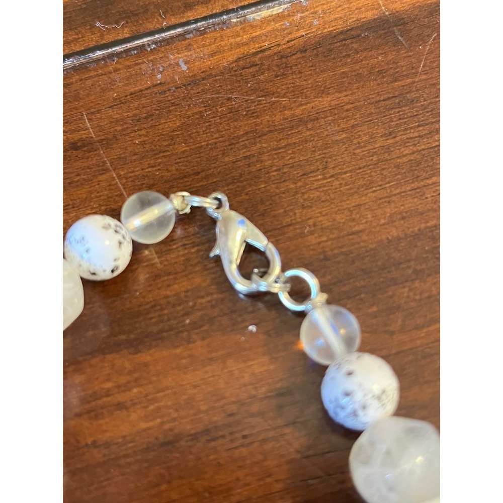 White Clear Speckled Acrylic Bead Triple Strand Statement Necklace Layered 17in - Picture 4 of 9